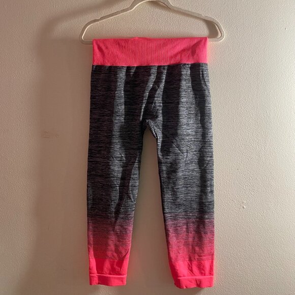 FC Pants - NWOT Ladies Compression Capri W/Matching Activewear Top